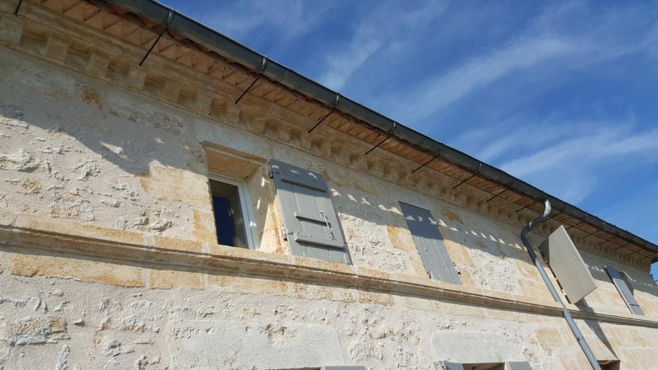 Bed and Breakfast La Vigneraie De Laura Sainte-Colombe  Exterior foto