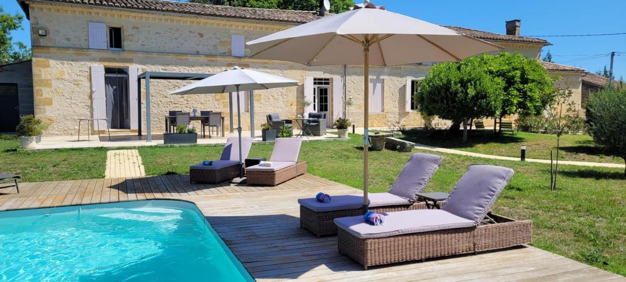 Bed and Breakfast La Vigneraie De Laura Sainte-Colombe  Exterior foto