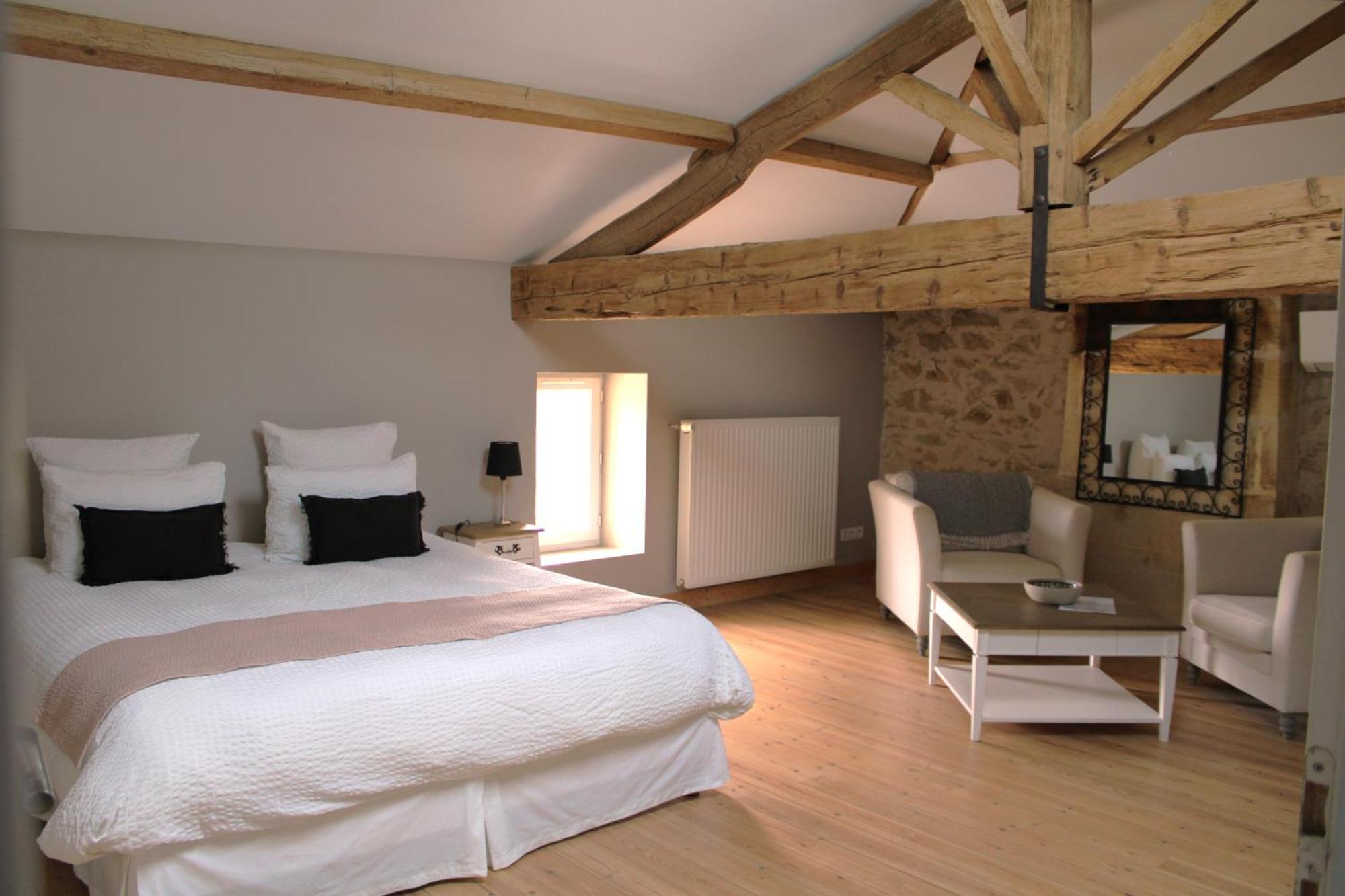 Bed and Breakfast La Vigneraie De Laura Sainte-Colombe  Exterior foto
